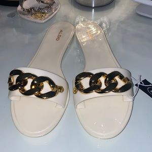 Aldo Sandals